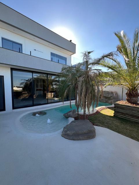 Sobrado à venda em Indaiatuba, Jardins Di Roma, com 4 suítes, com 262.1 m², Jardim Di Roma