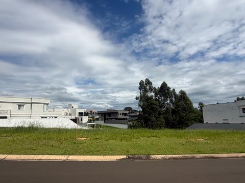Terreno à venda em Indaiatuba, Parque Villa dos Pinheiros, com 782.28 m², Villa dos Pinheiros